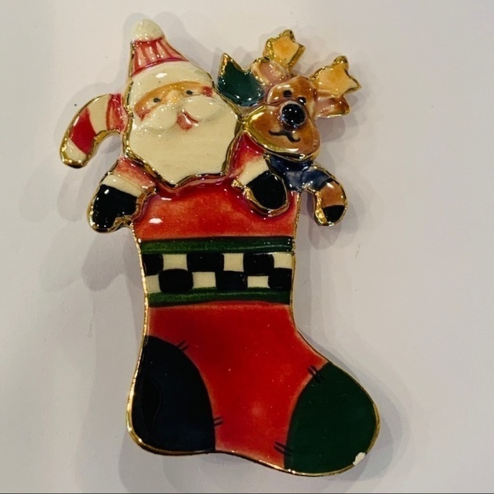 💐5/25 Santa in a stocking w reindeer pin brooch
